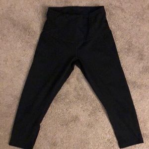 Zella medium cropped work out pants